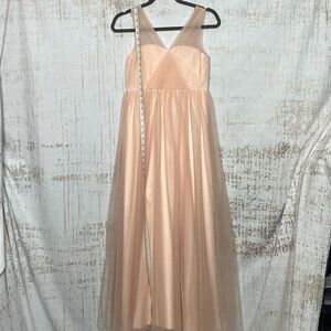 Beautiful dress, used once, see photos for measurements